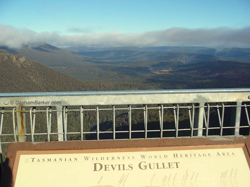 Looking south from the lookout at Devil's Gullet, Tasmania