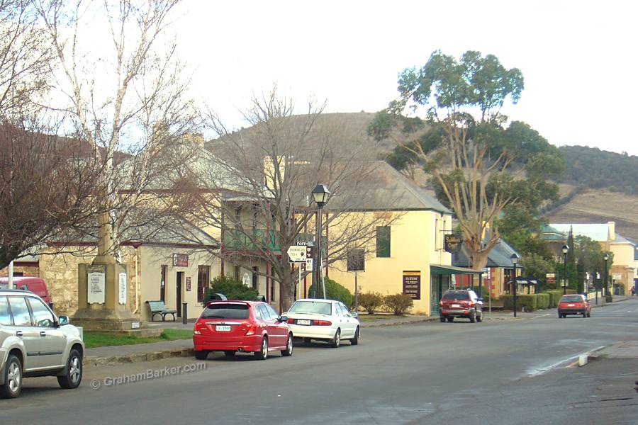 Main street in Richmond, Tasmania