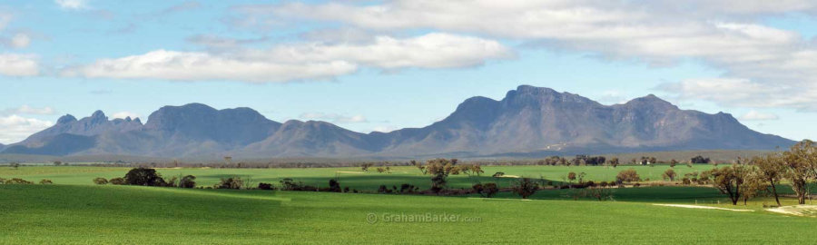 The eastern Stirling Range from just north of the national park